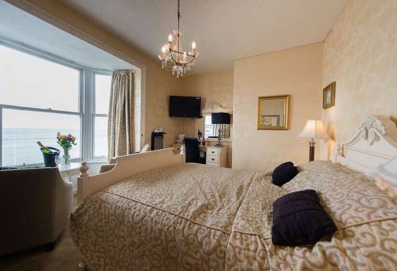 Gwesty R Marine Hotel & Spa