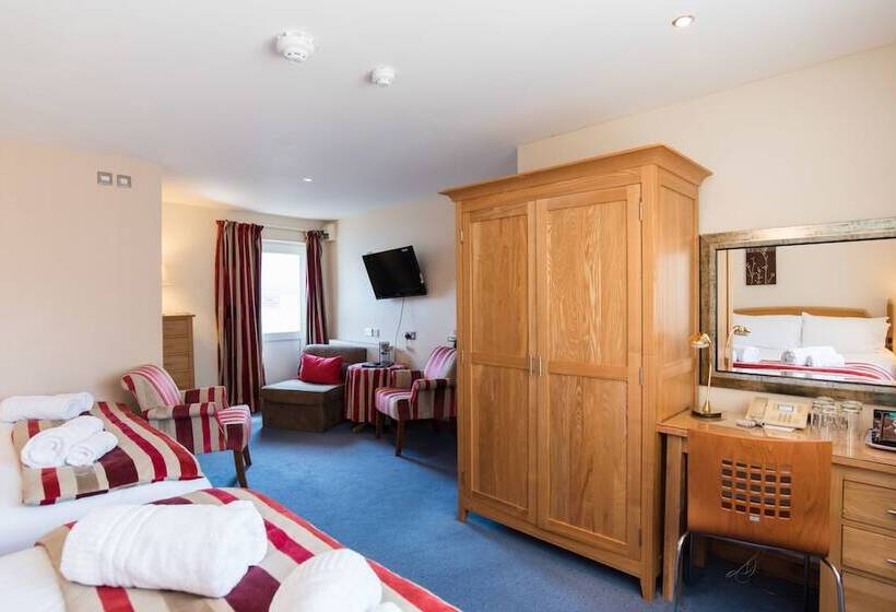 Gwesty R Marine Hotel & Spa