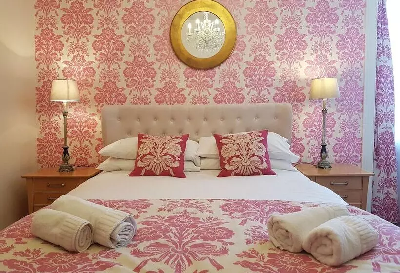 Gwesty R Marine Hotel & Spa