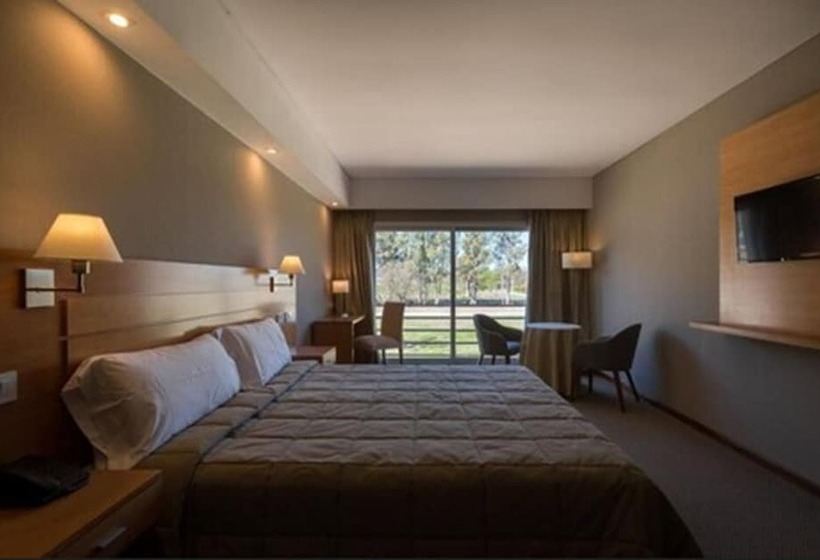 בית מלון כפרי Howard Johnson San Francisco