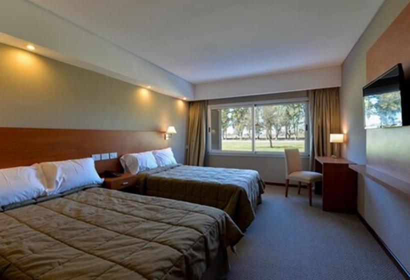 בית מלון כפרי Howard Johnson San Francisco