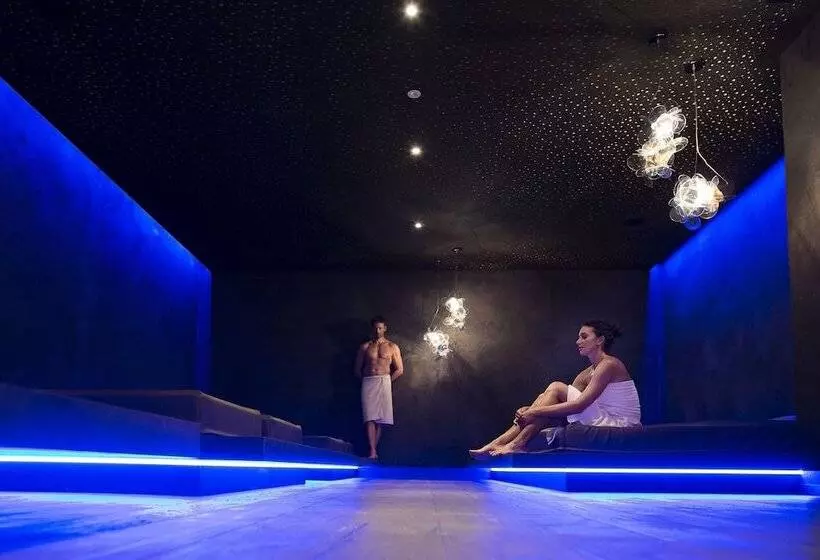 Hotelli Lunaris Wellnessresort