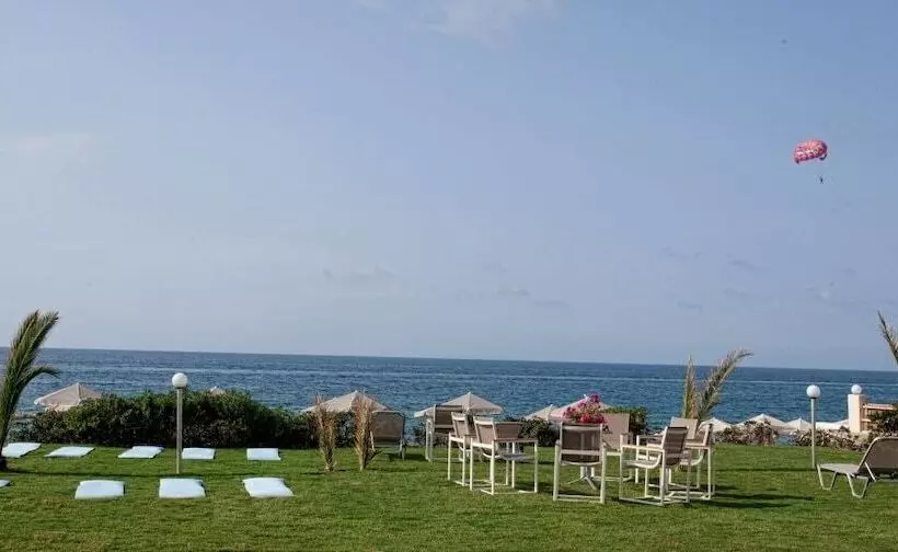 ホテル Maravel Star Art