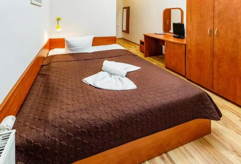 Hotelli Villa Antares I & Ii