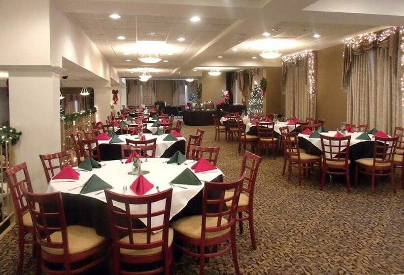 Midnight Rose & Mcgills Hotel & Casino