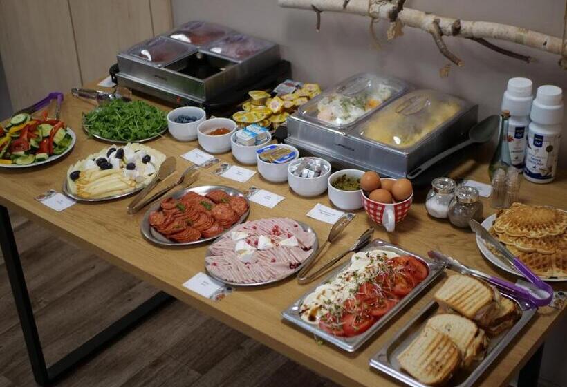 إقامة Kampus Palace