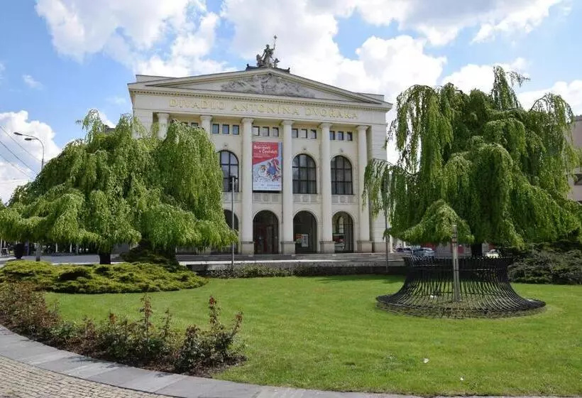 اقامتگاه Kampus Palace