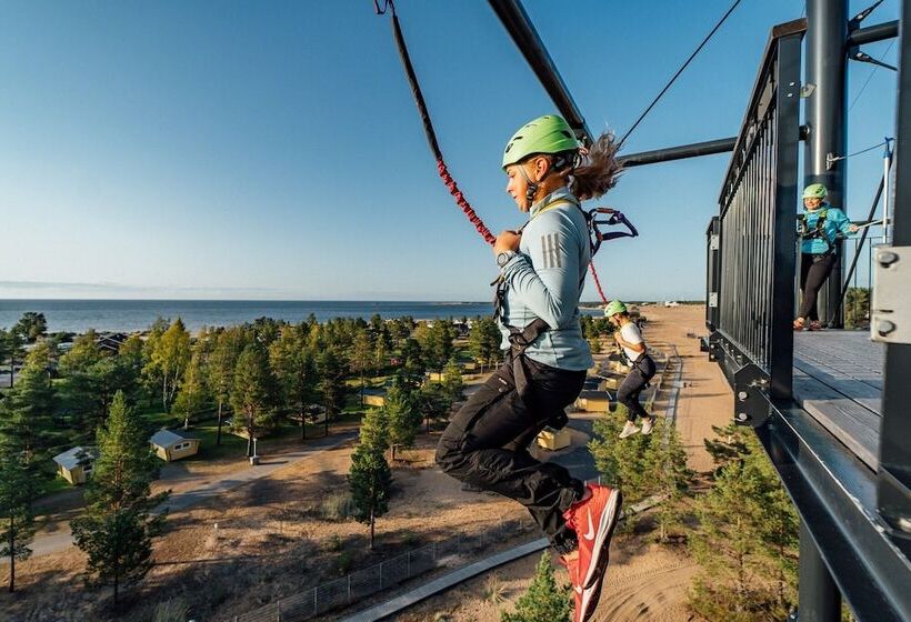 Sandy Kelt   Irish House Apartments