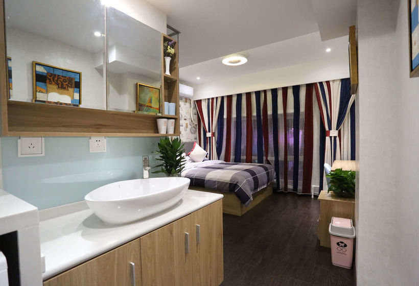 Yijia Nascent State International Service Apartment