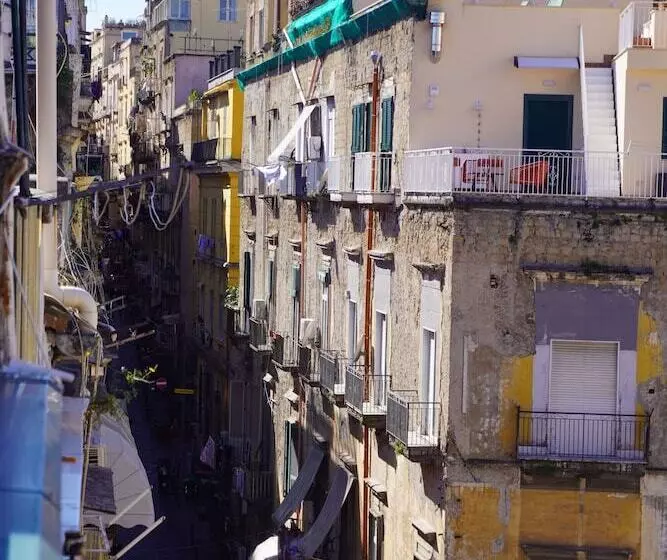 Hotelli Case Così Chiaia