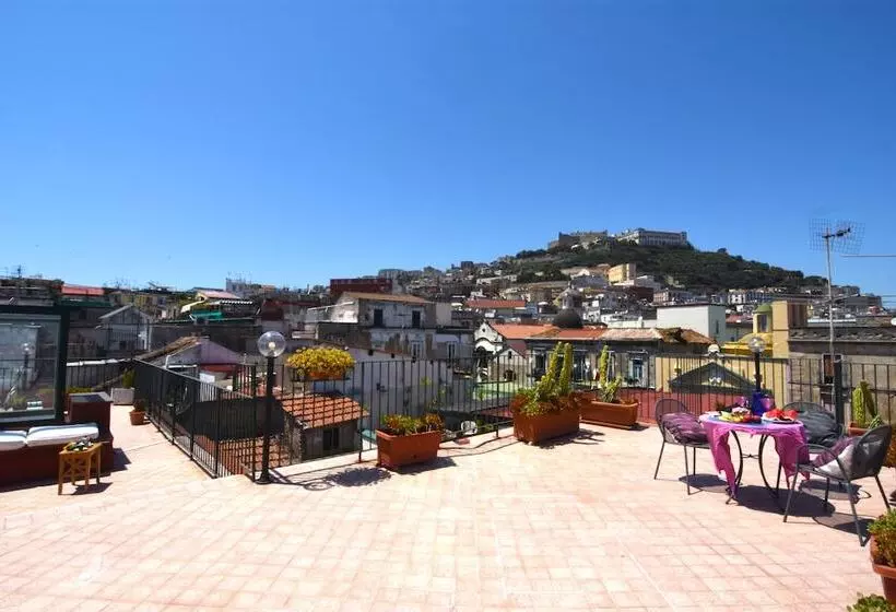 Hotelli Case Così Chiaia