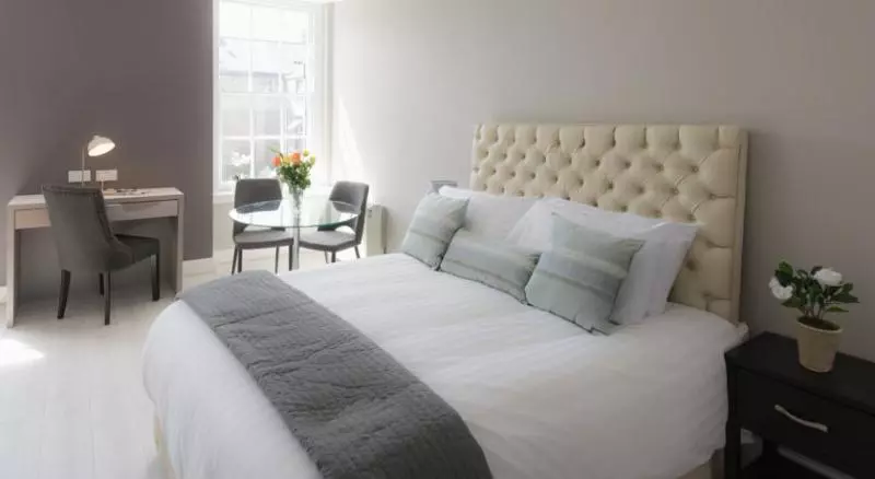 هتل Dublin Central Suites