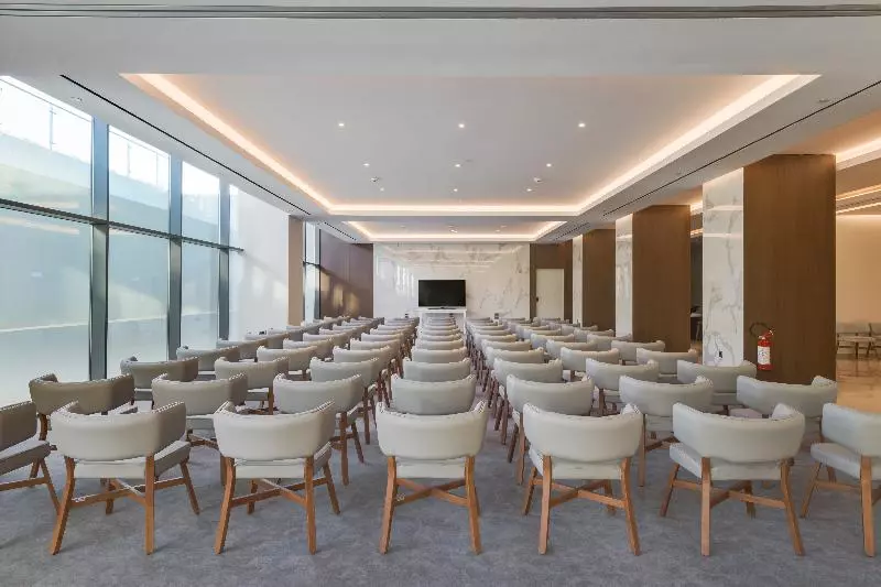 Hotelli Gennadi Grand Resort