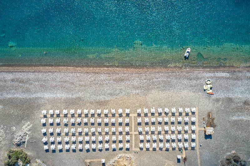 בית מלון כפרי Gennadi Grand Resort