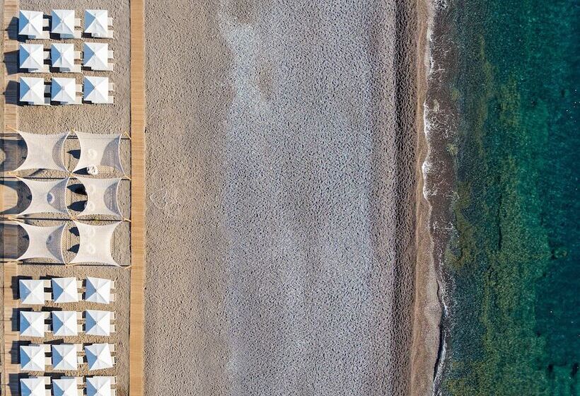 בית מלון כפרי Gennadi Grand Resort