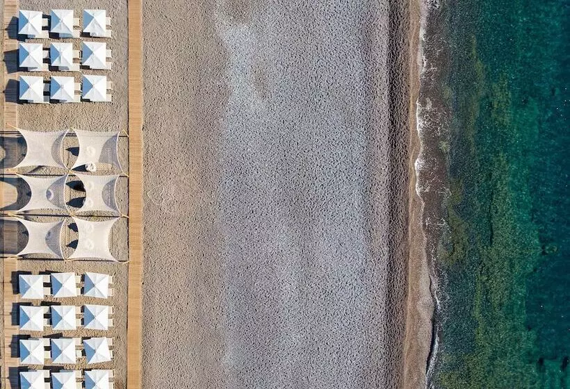 Hotelli Gennadi Grand Resort