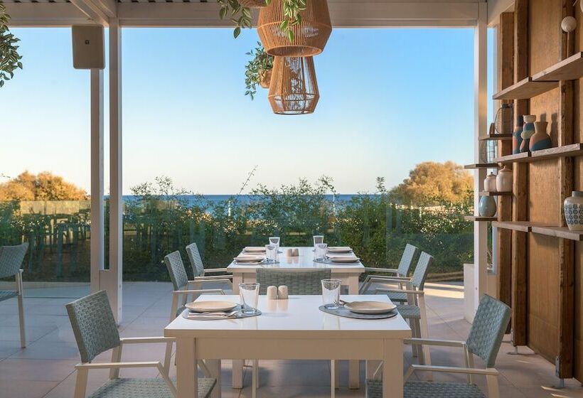 בית מלון כפרי Gennadi Grand Resort