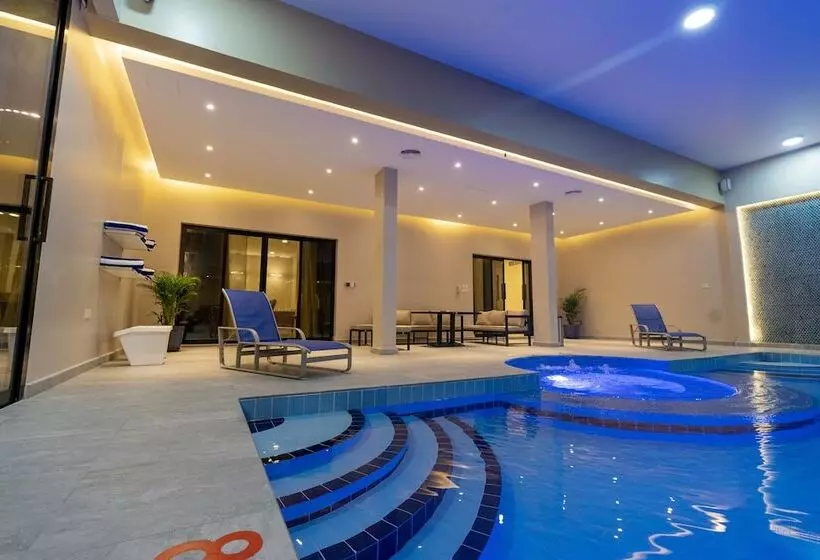 Hotelli Palma Beach Resort & Spa