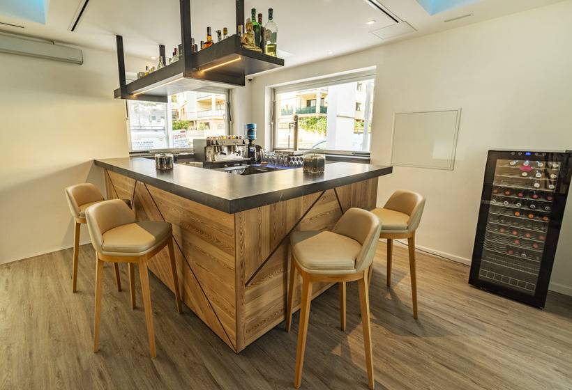 ホテル The Sky  Adults Only