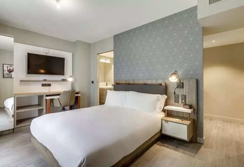 Mode Paris Aparthotel