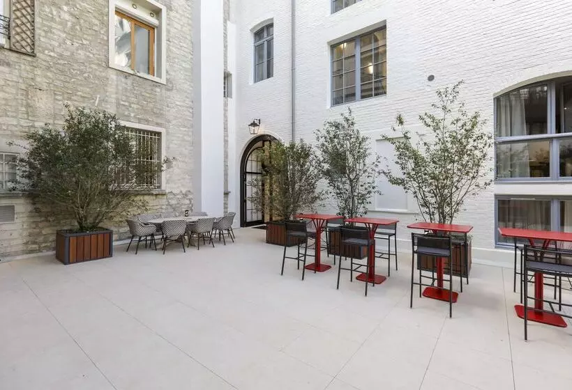 Mode Paris Aparthotel