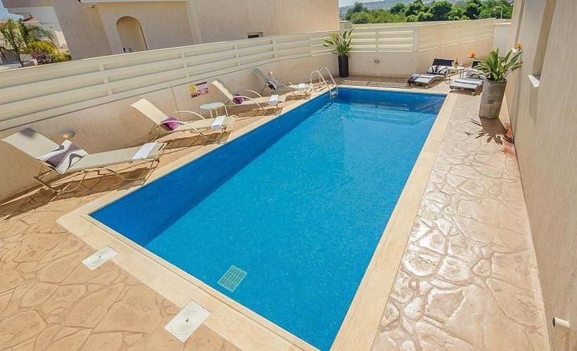 Oceanview Luxury Villa 012