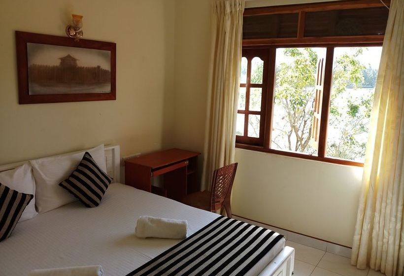 Pensione Heritage Lake View