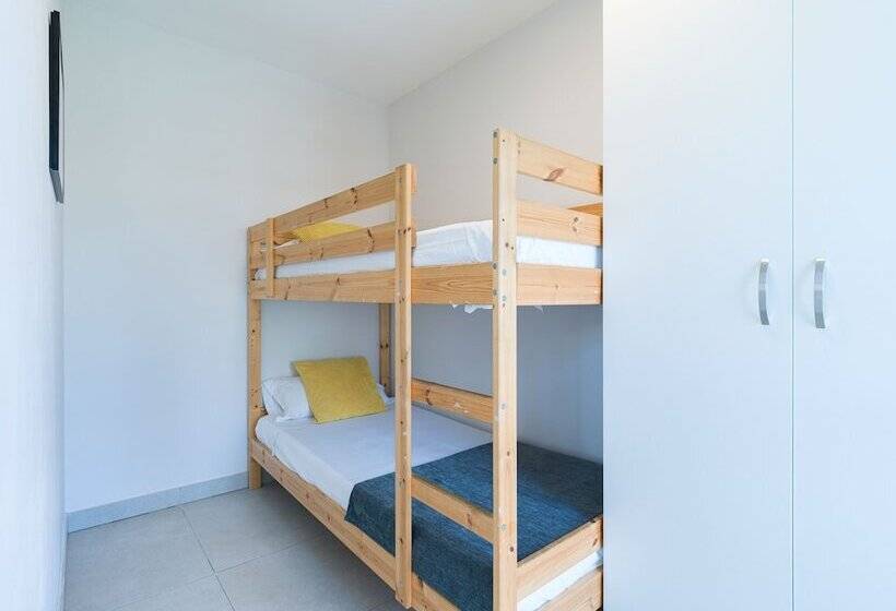 Tusity Yeah Apartments