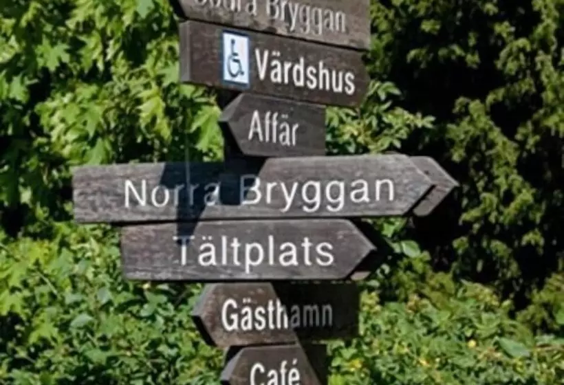 Retkeilymaja Grinda Stugby Och Sea Lodge   Pensionat Med Kost & Logi