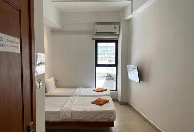 هاستل Onederz Phnom Penh