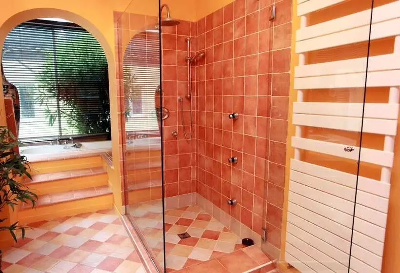 Aamiaismajoitus (B&B) La Pelicane