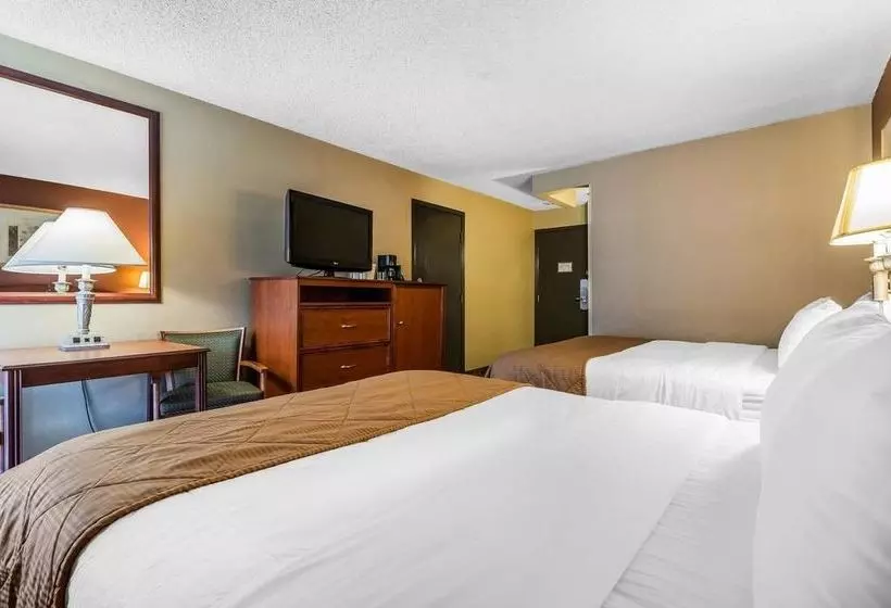 Clarion Hotel & Conference Center