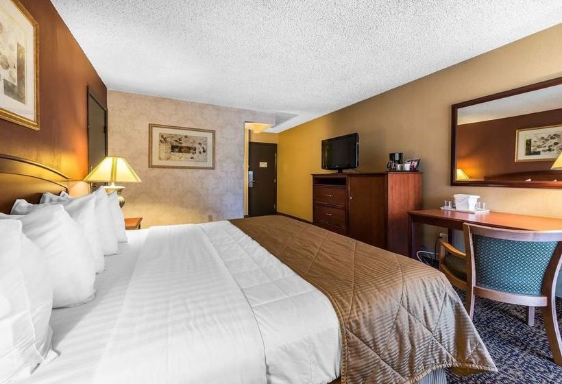 Clarion Hotel & Conference Center