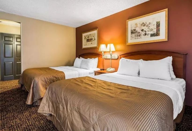 Clarion Hotel & Conference Center