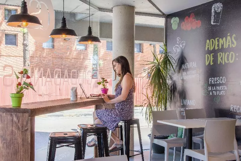 ホテル Ciudadano Suites