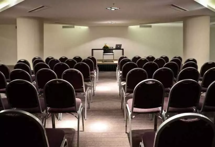 ホテル Grand Brizo Buenos Aires