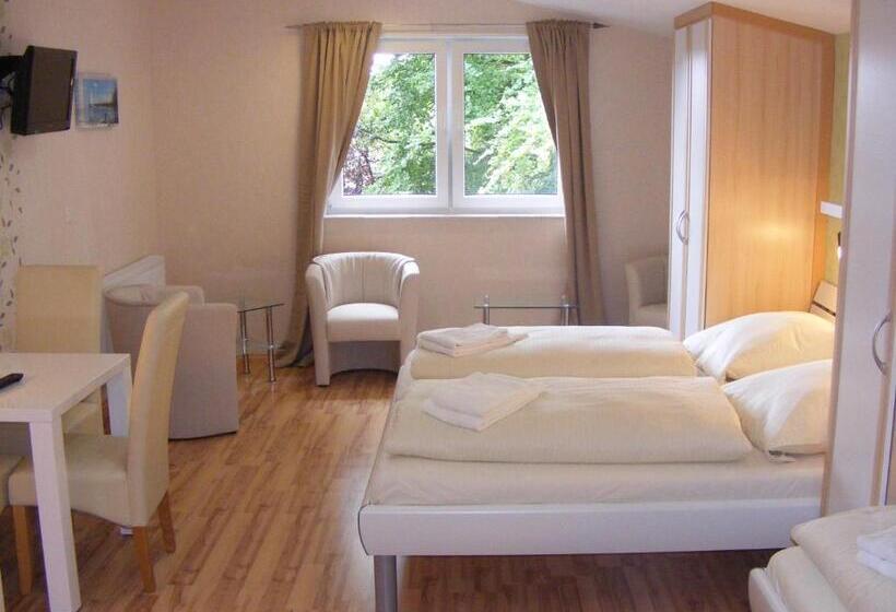 酒店 Landgasthof Tarp