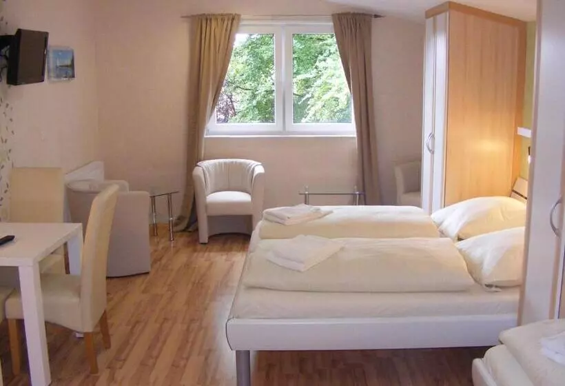 Hotelli Landgasthof Tarp