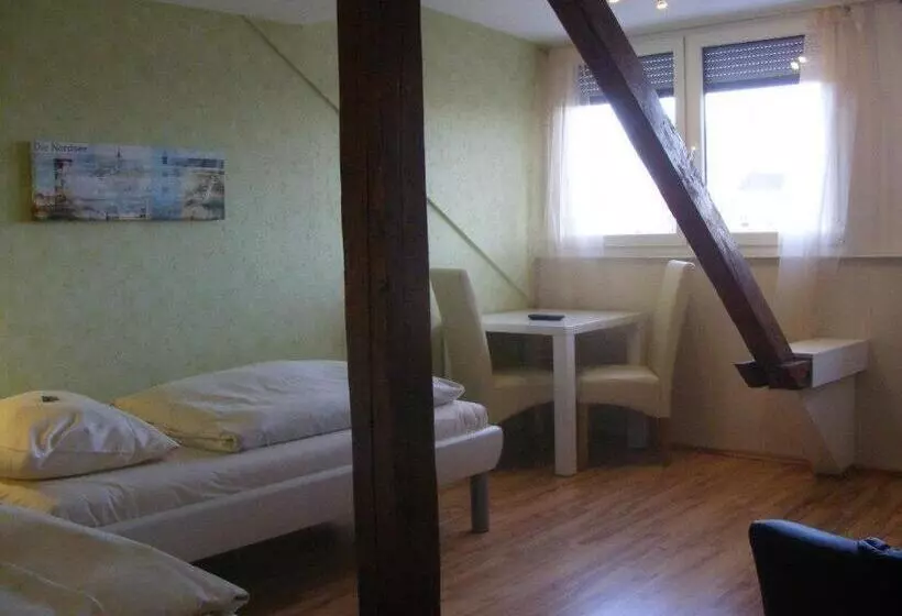 Hotelli Landgasthof Tarp