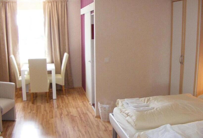 酒店 Landgasthof Tarp