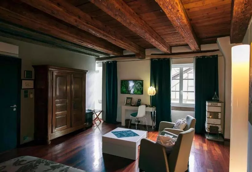 Hotelli Le B. Suites, Chambres & Restaurant