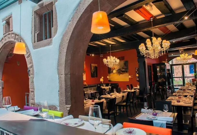 Hotelli Le B. Suites, Chambres & Restaurant