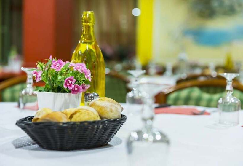 ホテル Le Domaine De L Olivaie Vacances Ulvf