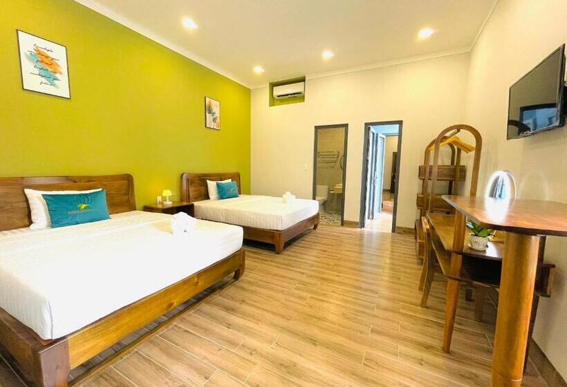 هتل Phu Quoc Village