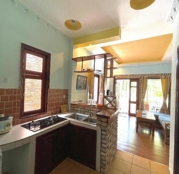 هتل Phu Quoc Village