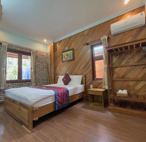 هتل Phu Quoc Village