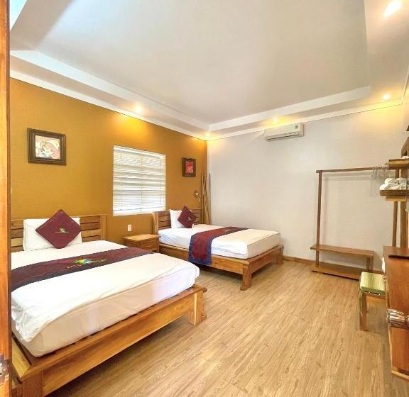 هتل Phu Quoc Village