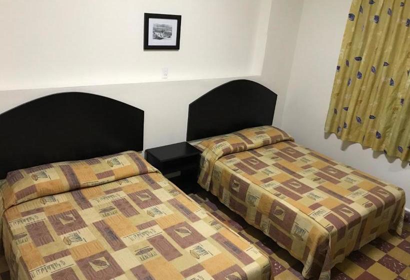 호텔 Puerta De Mar