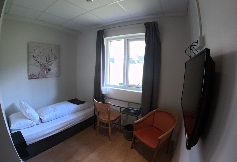 هتل Sveinbjarnargerdi