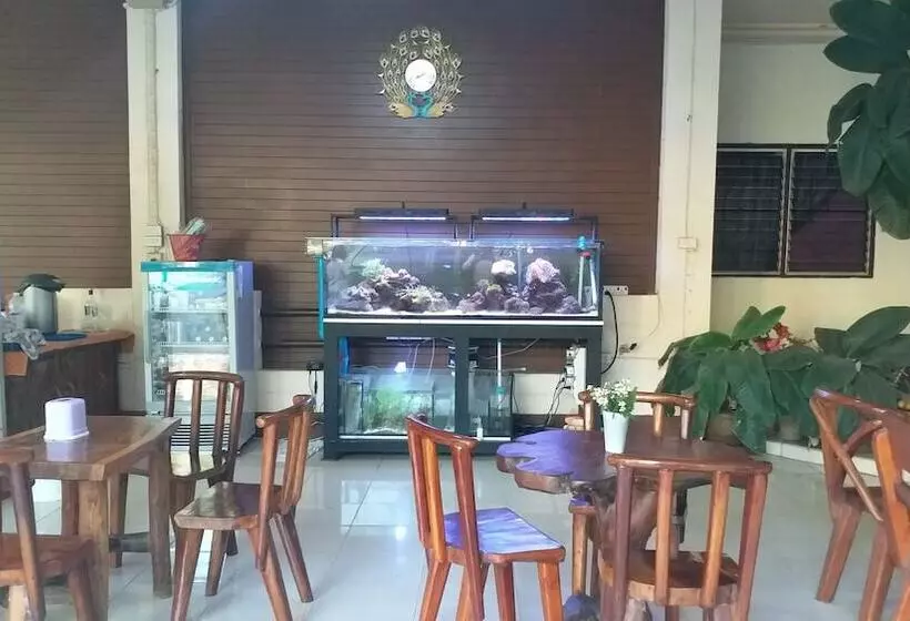 هتل 99 Inn